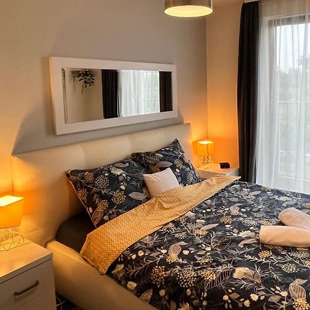 Cracow Stay Premium Apartments Free Parking - 3 X Room - 3 X Aircondition คราคูฟ ภายนอก รูปภาพ