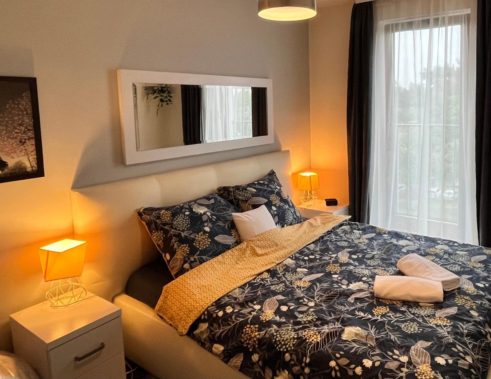 Cracow Stay Premium Apartments Free Parking - 3 X Room - 3 X Aircondition คราคูฟ ภายนอก รูปภาพ